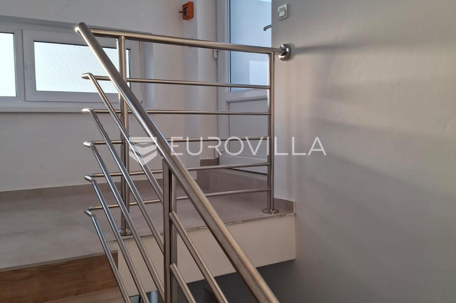 Apartma Naprodaj - Zadarska Vir