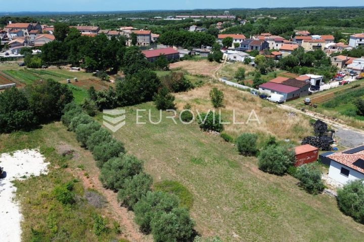 Parcela na predaj 705 m² – Vodnjan