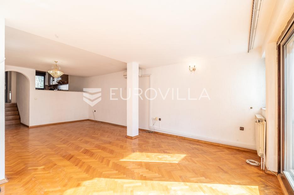 Dom Na sprzedaż - Grad Zagreb Novi Zagreb - Istok - foto 2/11