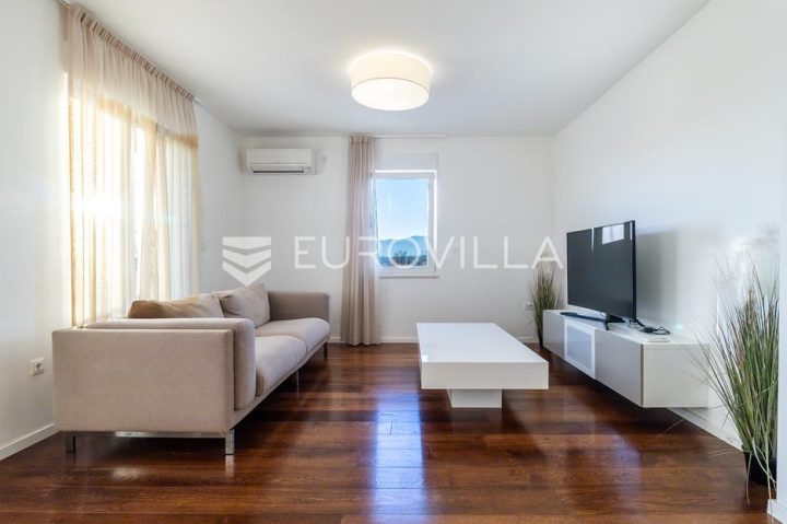 Flat for sale 85 m² – Marčelji