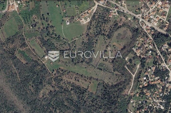 Pozemek na prodej 7552 m² – Pavićini