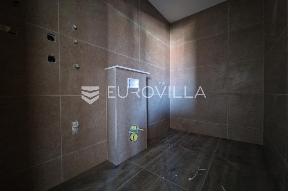 Apartma Naprodaj - Zadarska Vir