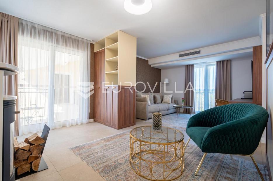 House For sale -  Nin