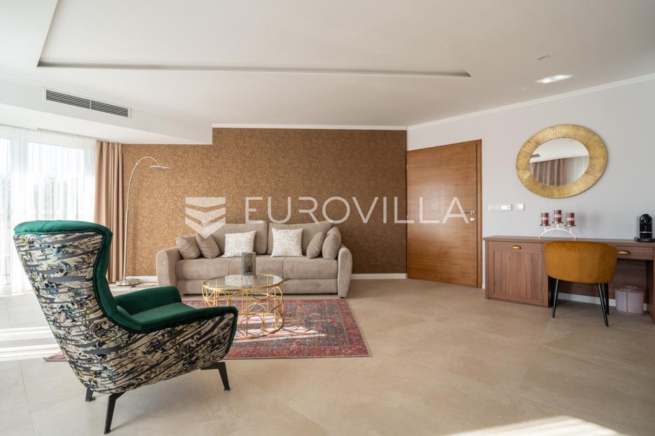 House For sale -  Nin