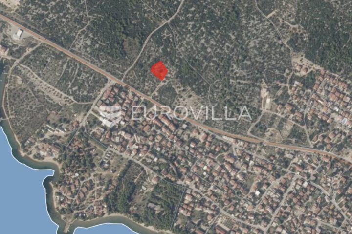 Parcela na predaj 1594 m² – Pirovac