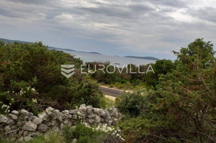 Terreno in vendita 3226 m² – Drvenik Veliki