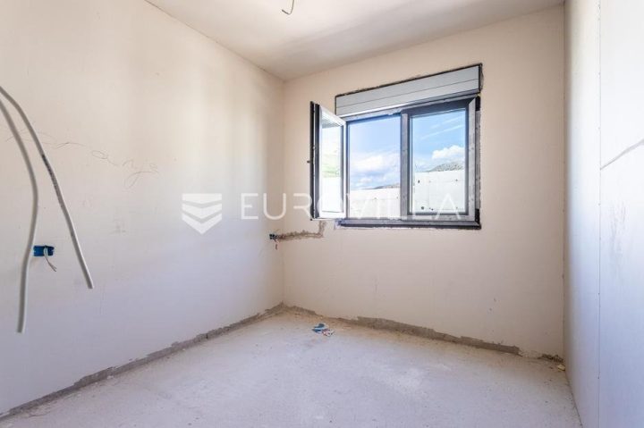Apartmán Na predaj - Splitsko-dalmatinska Podstrana - foto 5/5