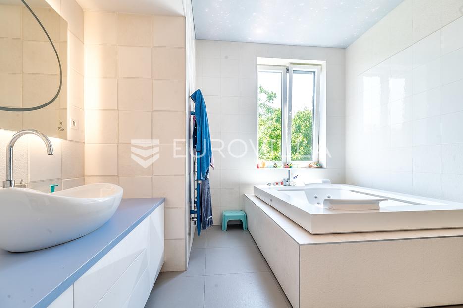 Apartmán Na prodej -  Donji Grad