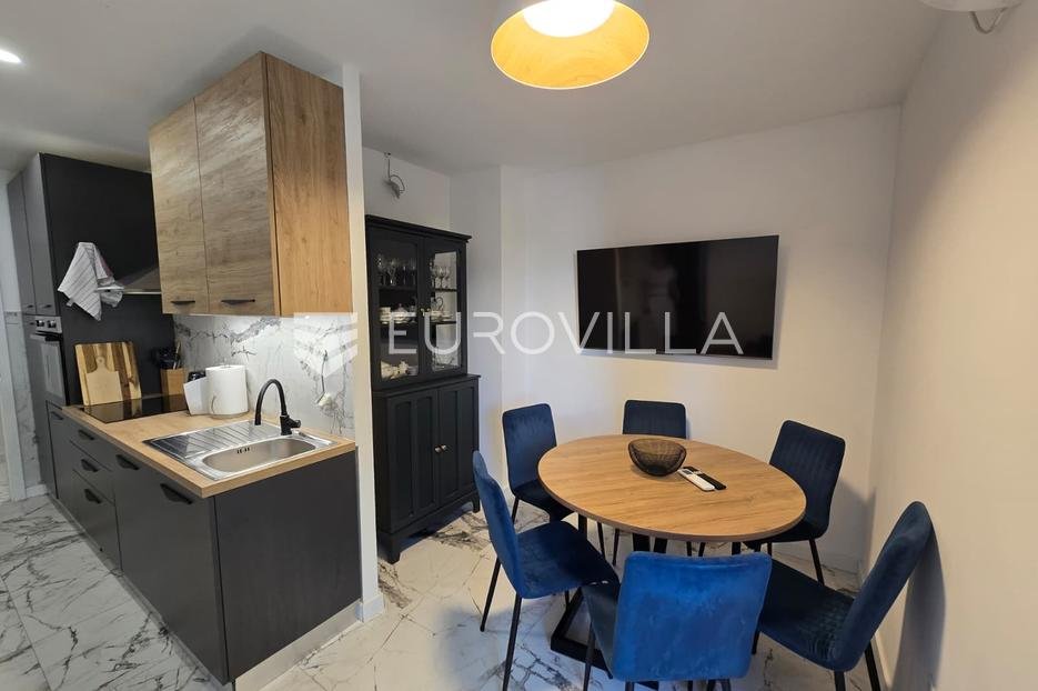 Flat For sale - Splitsko-dalmatinska Split - foto 1/13