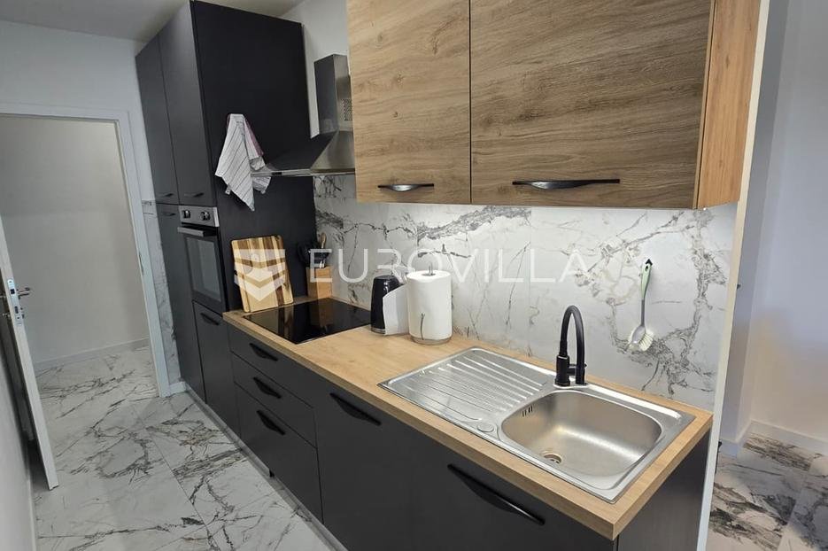 Flat For sale - Splitsko-dalmatinska Split - foto 3/13