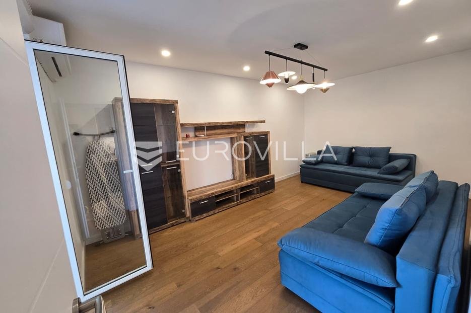 Flat For sale - Splitsko-dalmatinska Split