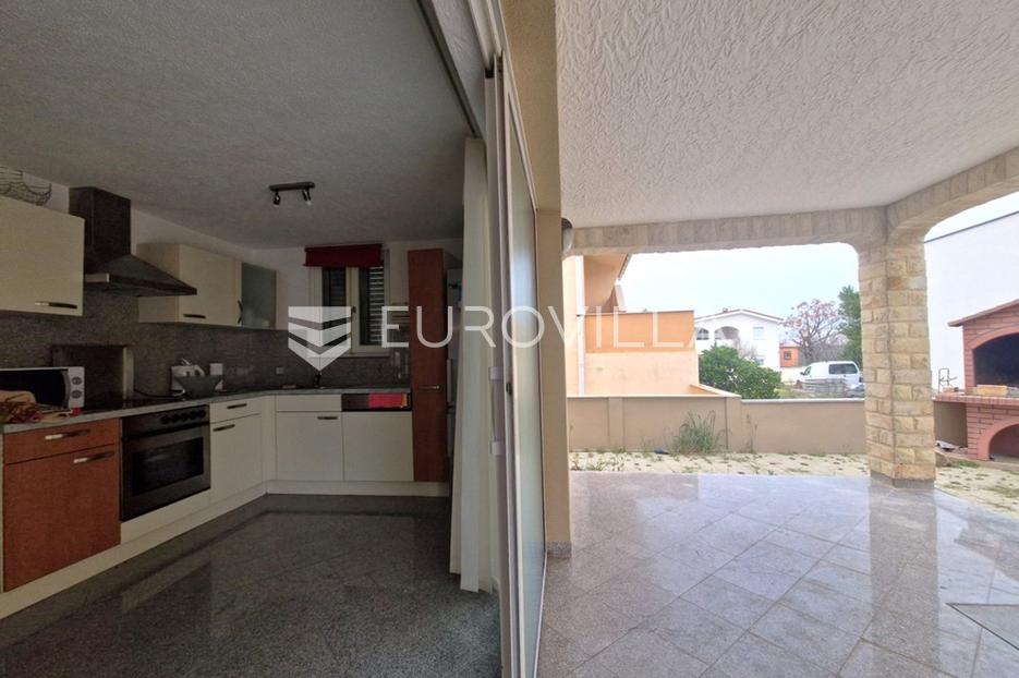 House For sale -  Vir