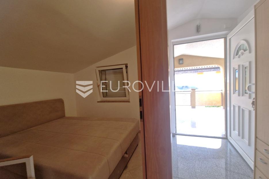 House For sale -  Vir