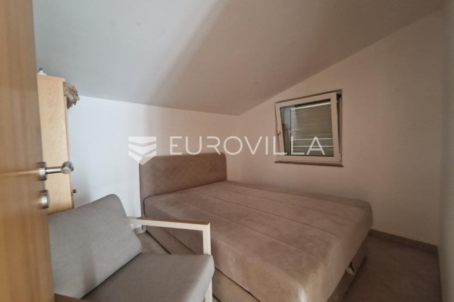 House For sale -  Vir