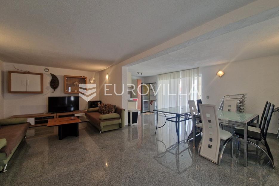 House For sale -  Vir