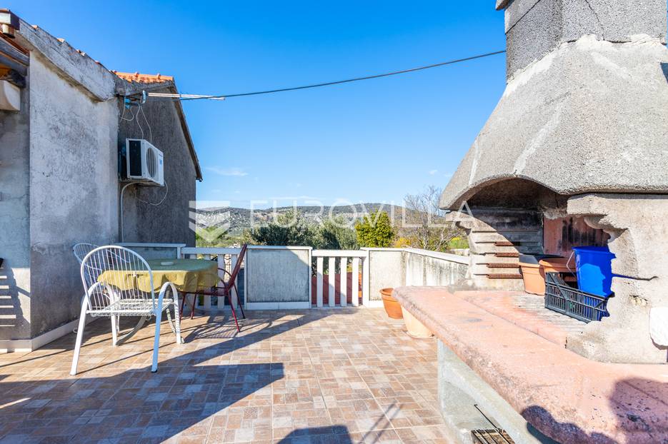 Kuća Na prodaju -  Nerežišća