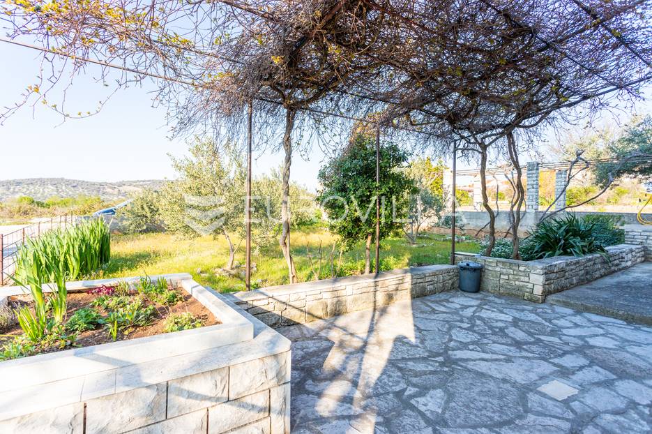 Kuća Na prodaju -  Nerežišća