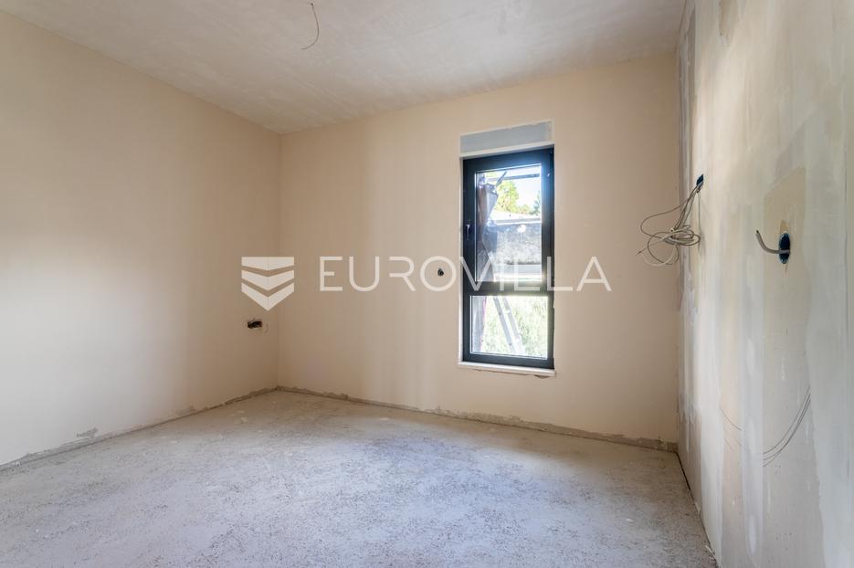 Flat For sale - Splitsko-dalmatinska Omiš - foto 4/11