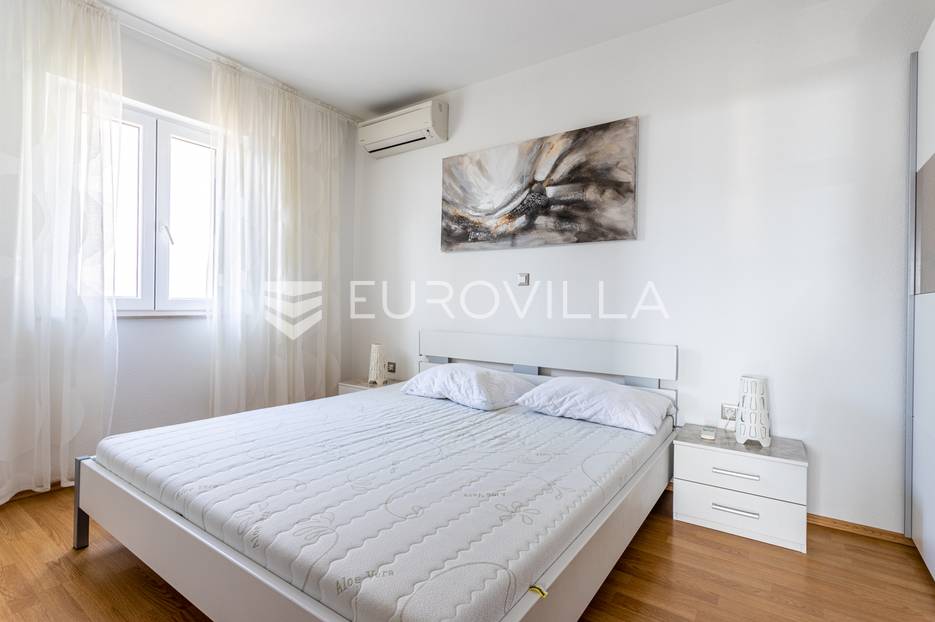 House For sale -  Bol