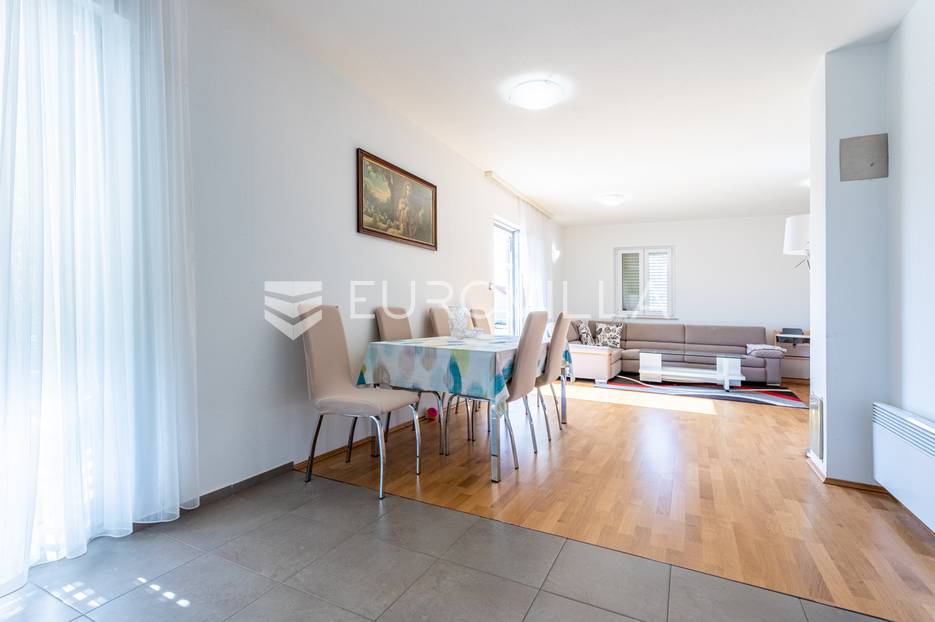 House For sale -  Bol