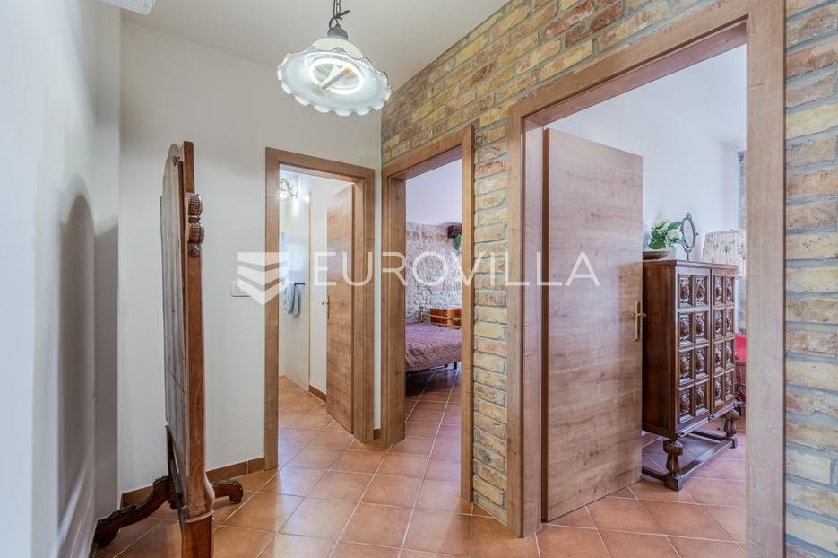 Casa In vendita - Istarska Buje