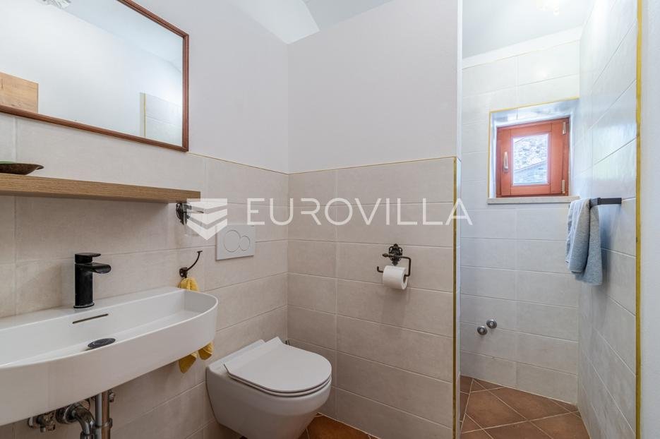 Casa In vendita - Istarska Buje