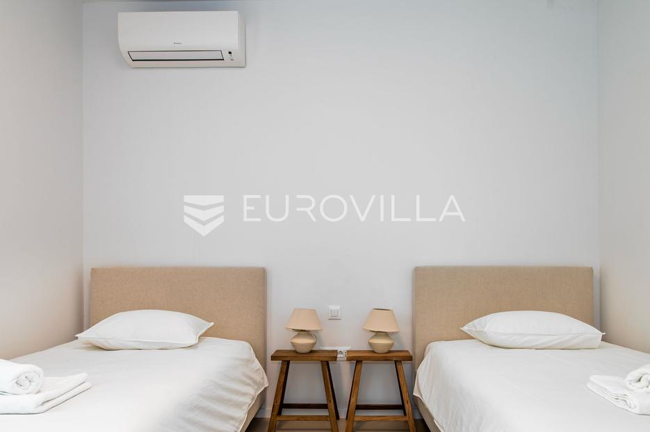 House For sale -  Šibenik - Okolica