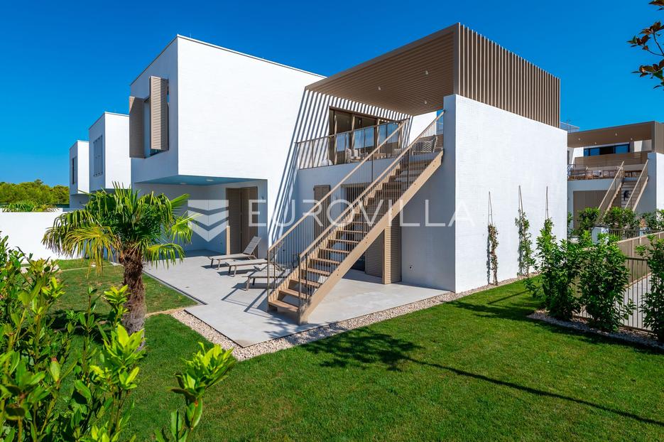House For sale - šibenik - Okolica - foto 2/44