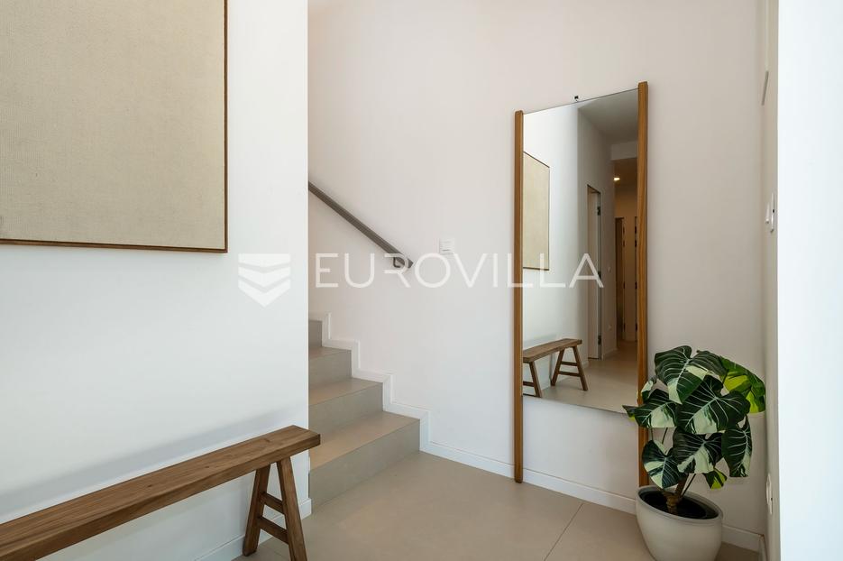 House For sale -  Šibenik - Okolica