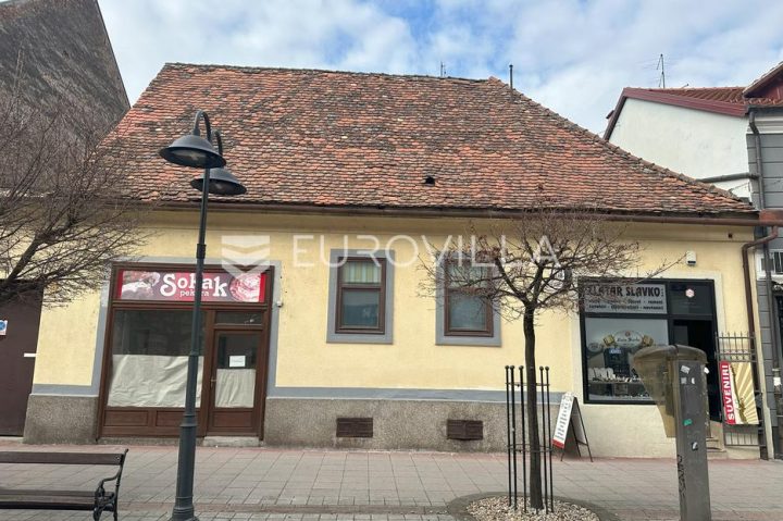 Casa in vendita 777 m² – Centar