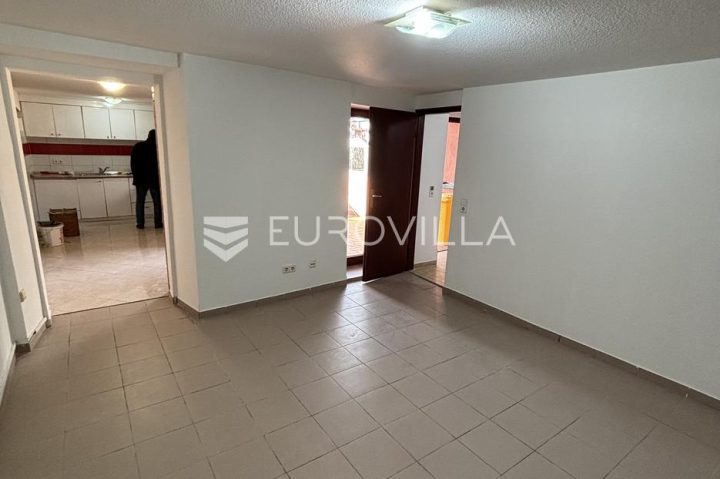 Haus zu verkaufen 150 m² – Šikići
