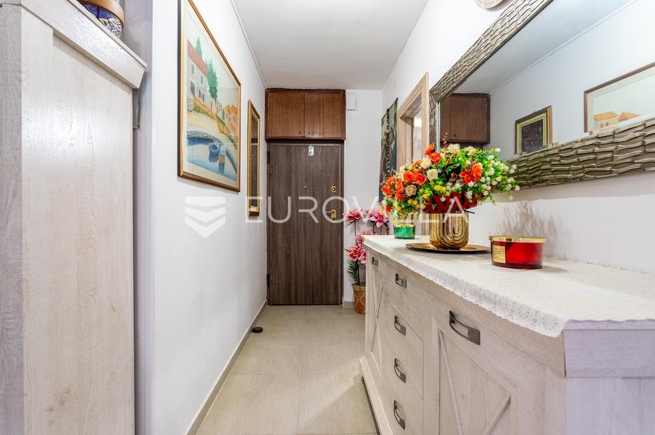 Appartamento In vendita - Splitsko-dalmatinska Split