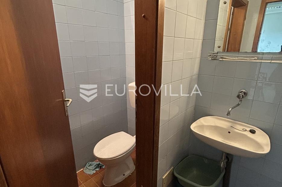 Poslovni prostori Naprodaj - Istarska Pula