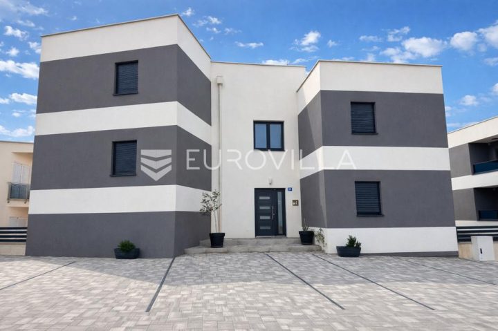 Apartmán na prodej 96 m² – Šimuni