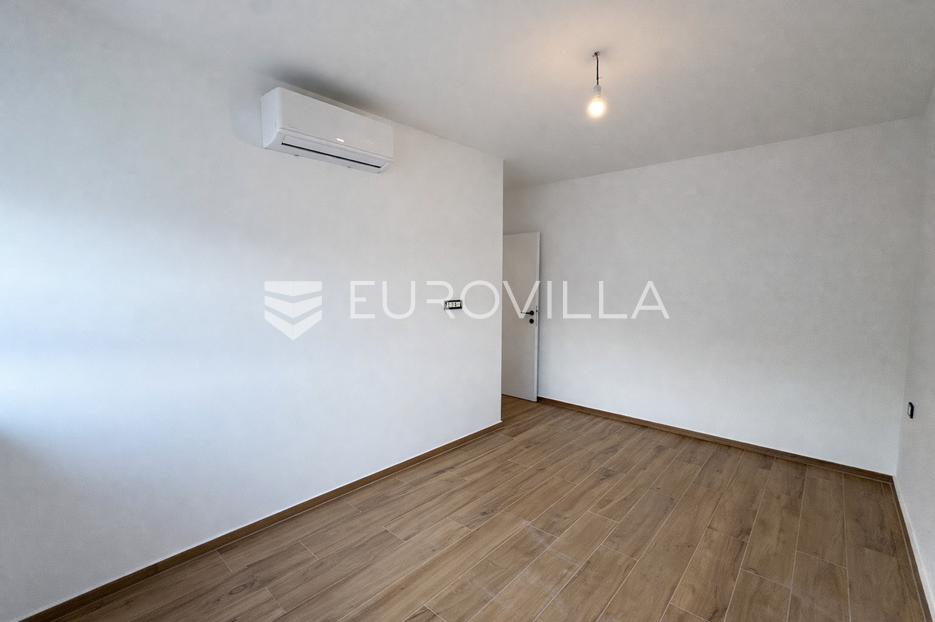 Apartmán Na predaj -  Pag