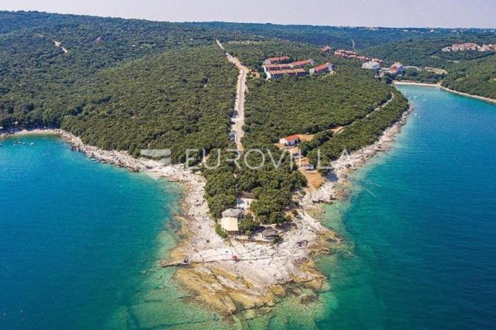 Terreno in vendita 13160 m² – Kavran