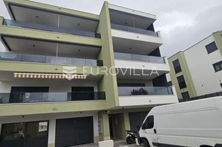 Mieszkanie Na sprzedaż - Splitsko-dalmatinska Makarska - foto 2/3