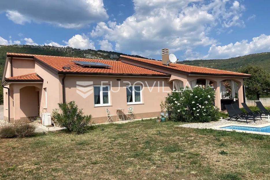 Casa In vendita -  Buzet