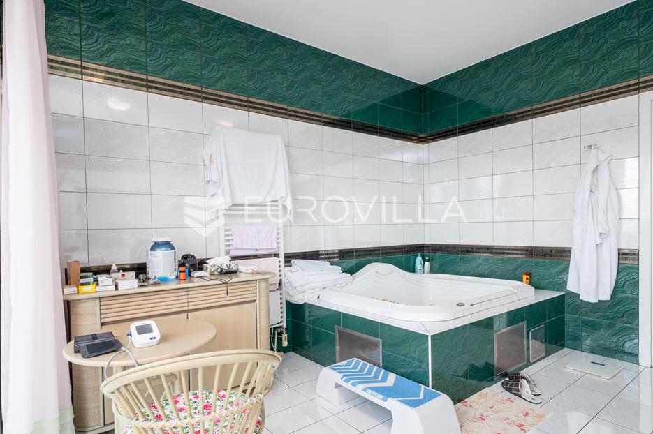 House For sale - Grad Zagreb Sesvete