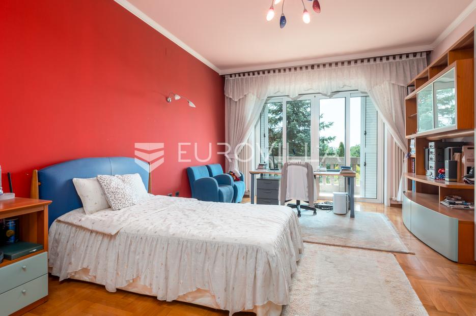 House For sale - Grad Zagreb Sesvete