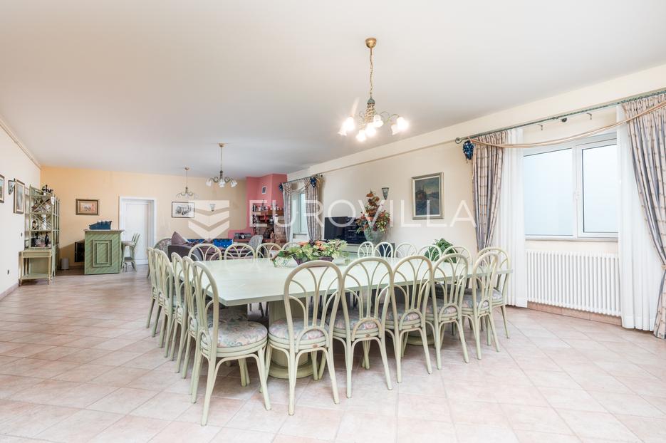 House For sale - Grad Zagreb Sesvete