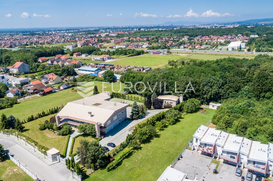 House For sale - Grad Zagreb Sesvete - foto 3/23