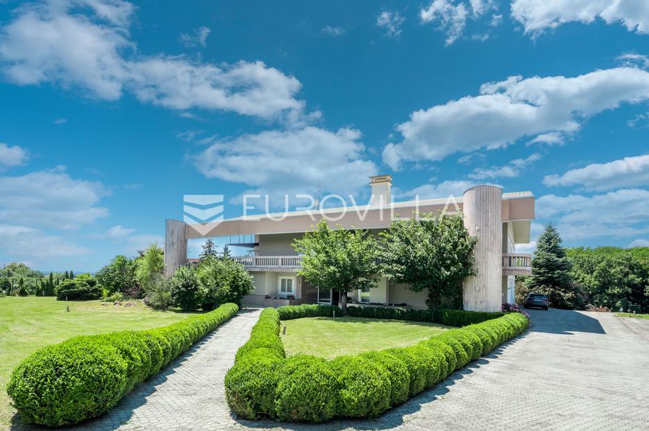 House For sale - Grad Zagreb Sesvete