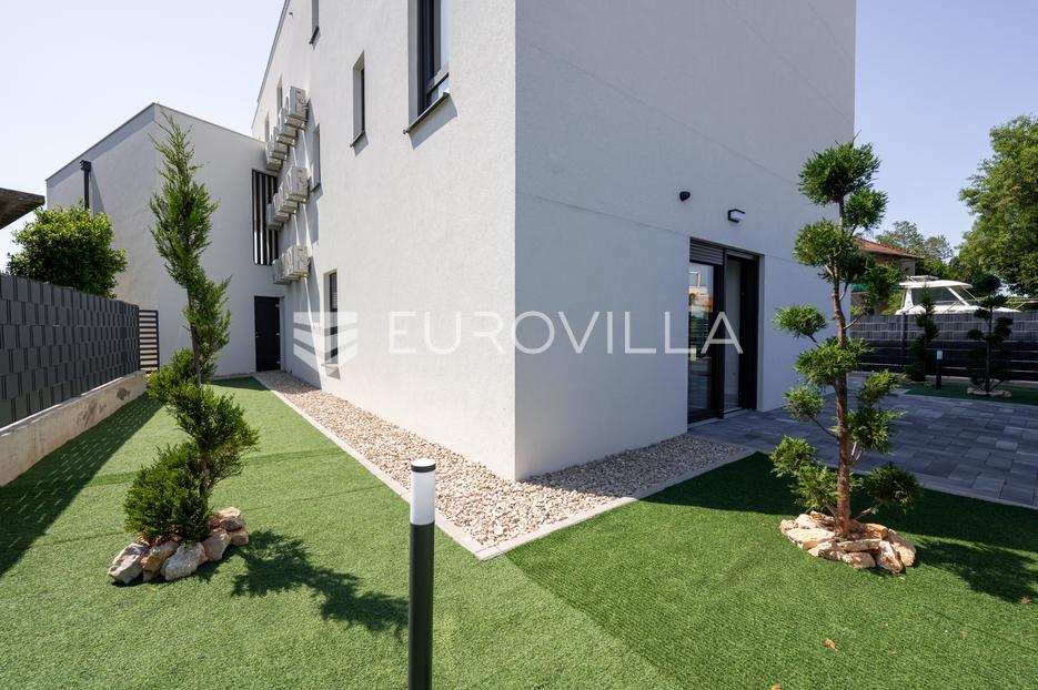 Apartment Zu verkaufen - Sukošan - foto 1/22