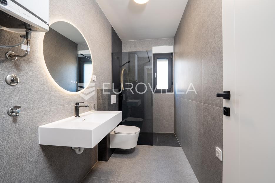 Apartment Zu verkaufen -  Sukošan