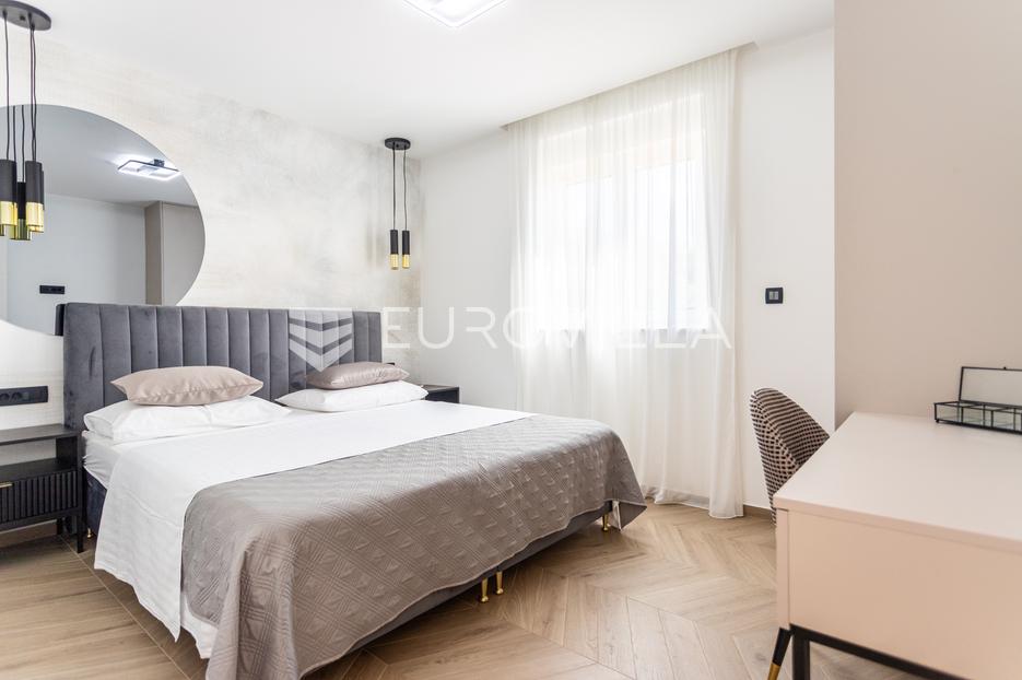 Flat For sale -  Seget