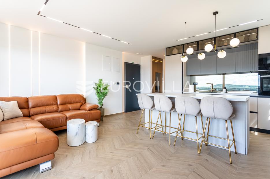 Flat For sale -  Seget