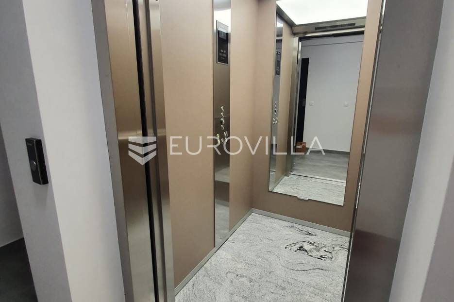 Apartma Na predaj -  Šibenik
