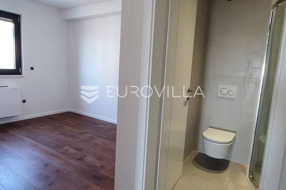 Apartma Na predaj -  Šibenik