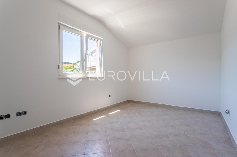 Flat For sale - Splitsko-dalmatinska Marina